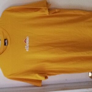 Yellow size large ellesse T-shirt